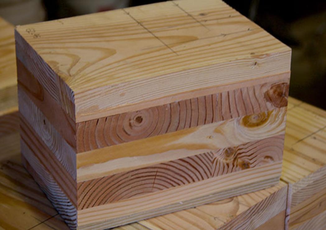 Cross laminated timber